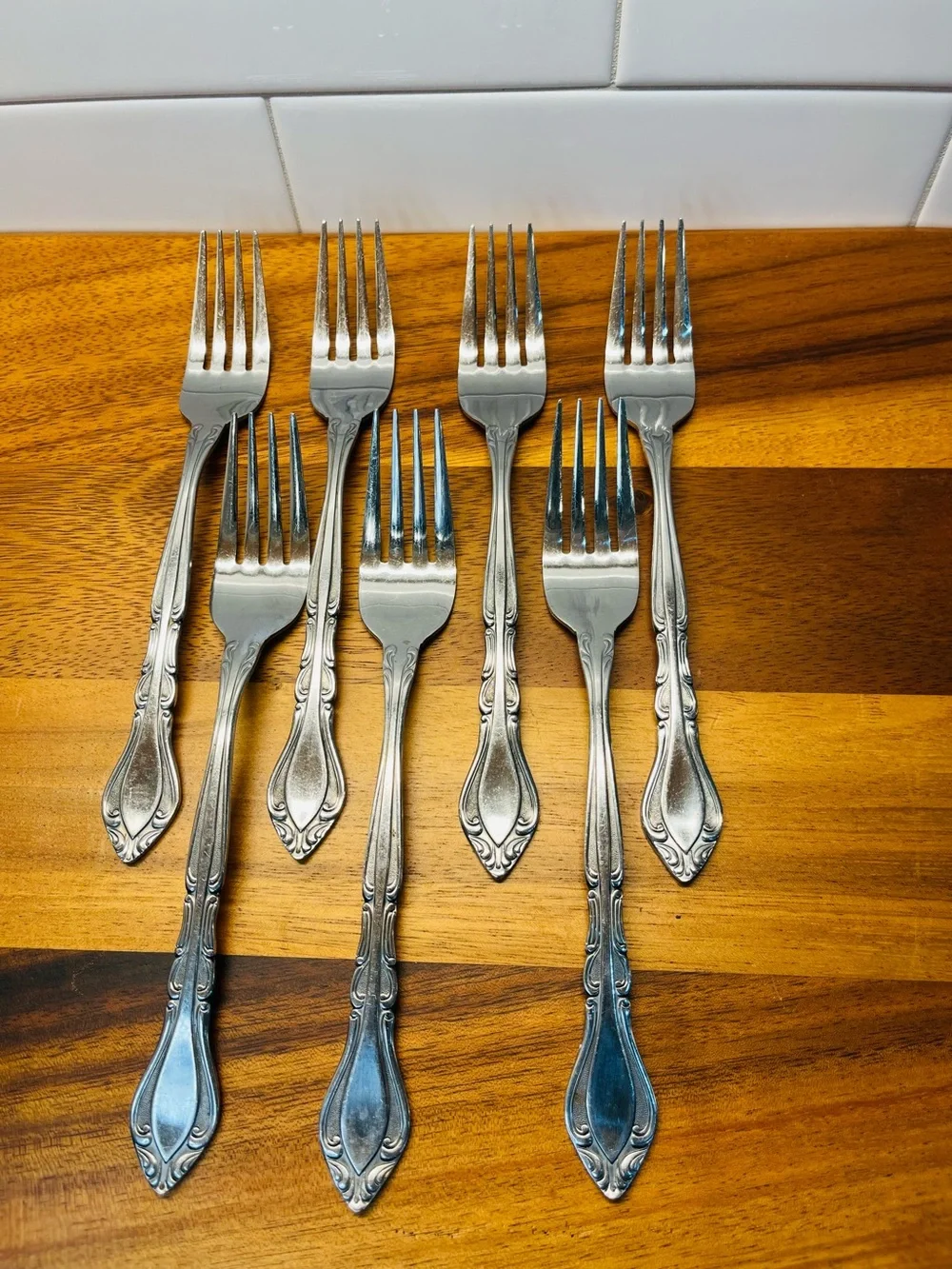 Present Larondine 7 Dinner Forks Stainless Flatware 7 3/8”